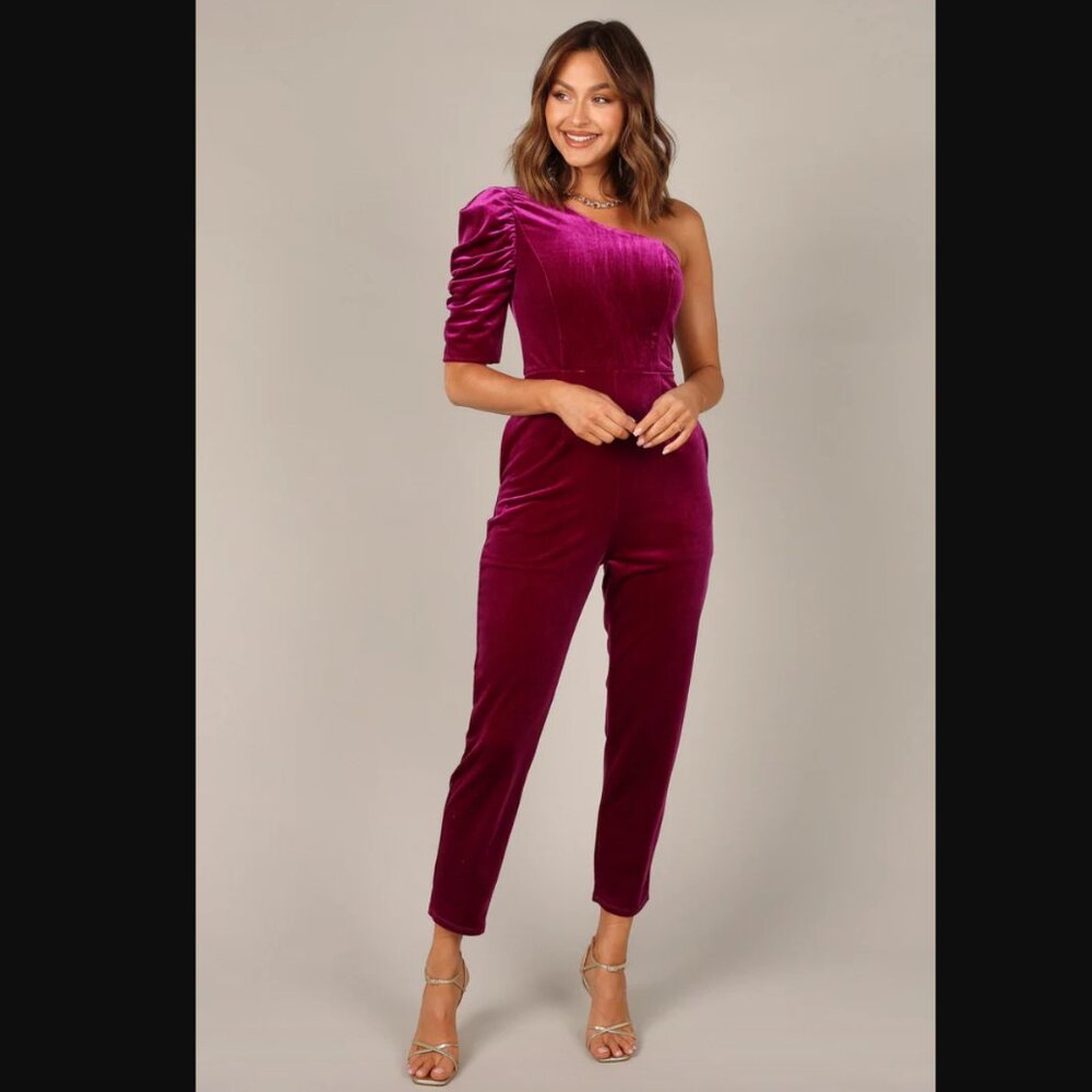 Petal & Pup Emmie Raspberry Purple Velvet One Shoulder Jumpsuit S